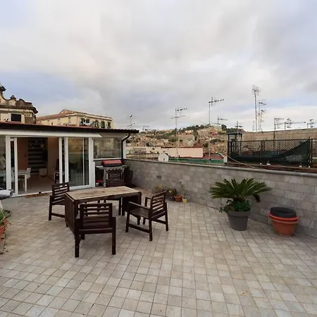 Lidahouse Terrace And Vesuvio View Next Museum By Houseinnaples Nápoles