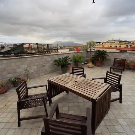Lidahouse Terrace And Vesuvio View Next Museum By Houseinnaples Apartamento *